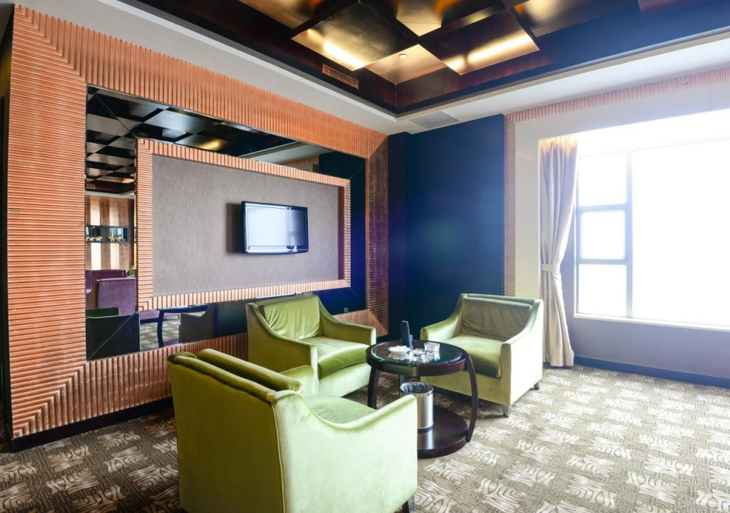 Victory International Hotel