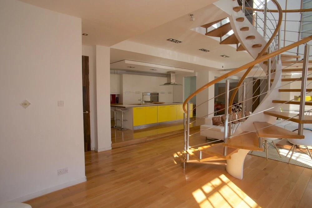 Modern Home In Greenwhich