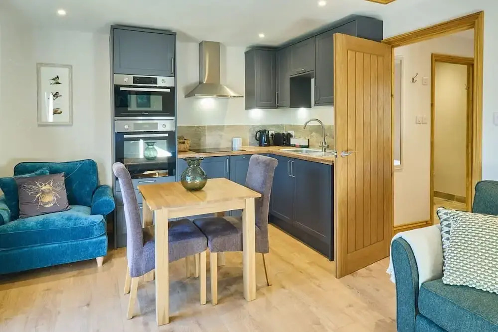 Host Stay Cobnut Barn