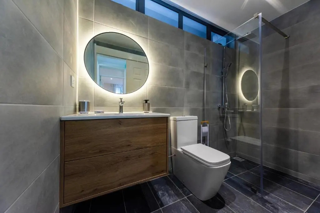 Les Cerisiers Beach Residence, Cosy and Modern 3 bedroom apartment located 50 metres from the beach and from all amenities and restaurants on the coastal road