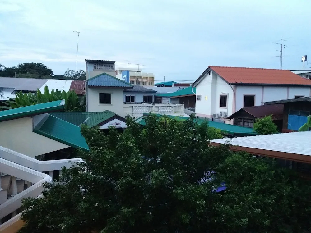 Boonsiri Guesthouse