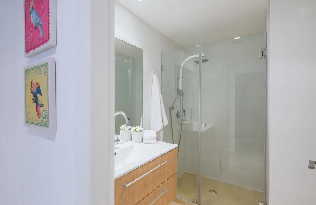 Modern 2 Bdr Spacious Apartment