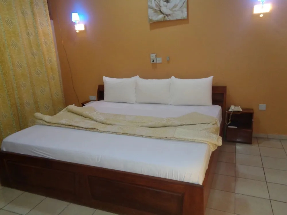 Queensland Hotel