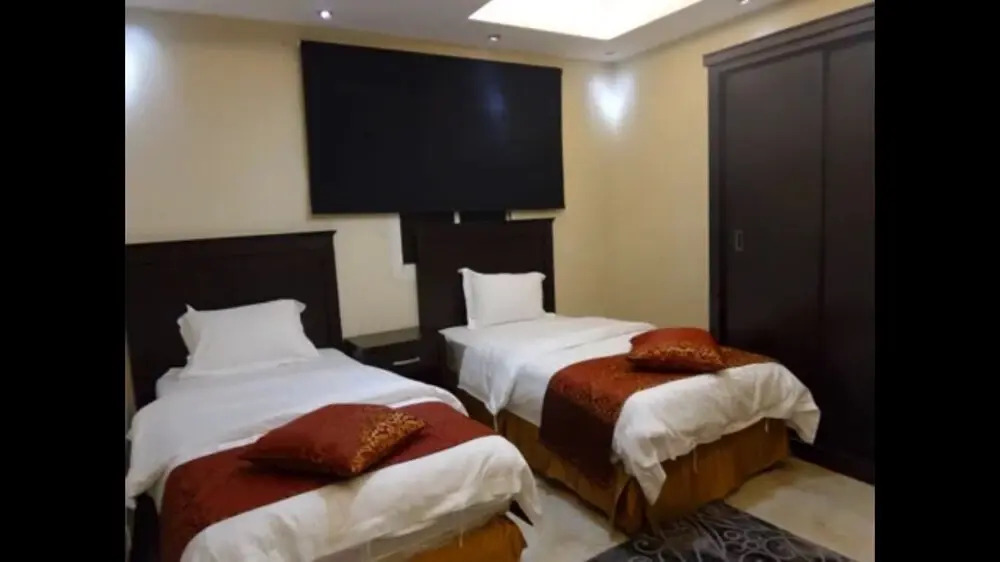 OYO 491 Rosa Plaza Hotel