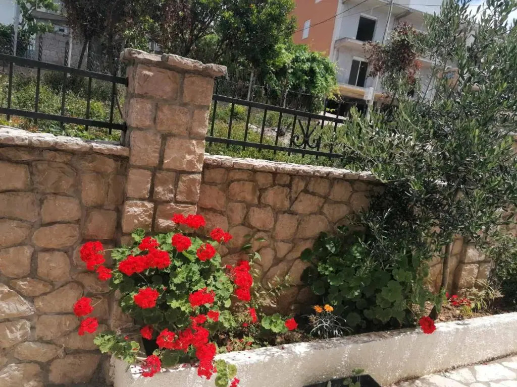 Apartments Lux Lukić Utjeha