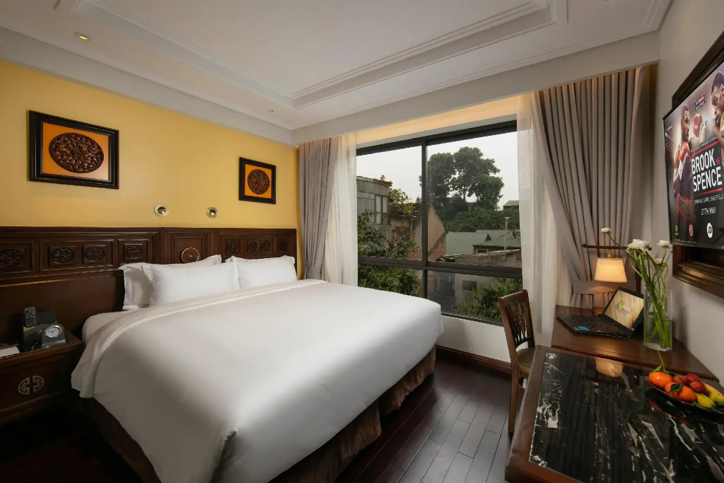 Lucien Hanoi Lakeside Hotel & Rooftop