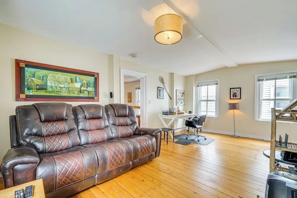 < 1 Mi to Historic District! Retreat in Bennington