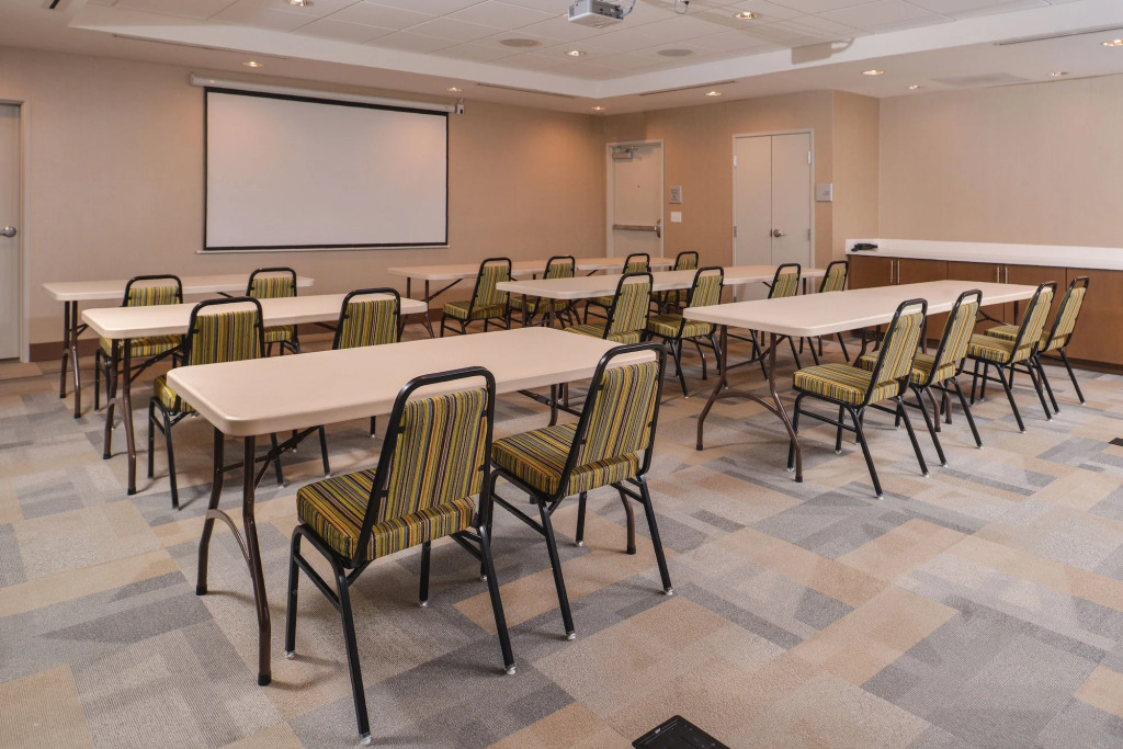 Hampton Inn & Suites Saint Paul Oakdale Woodbury