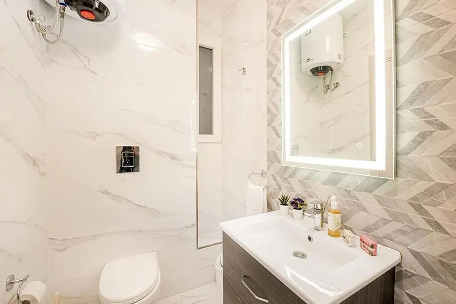 Atlantis Holiday Suites