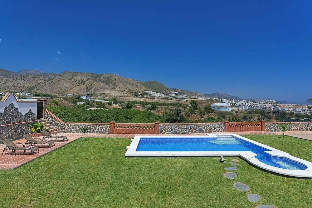 Villa Antonio Nerja by Ruralidays