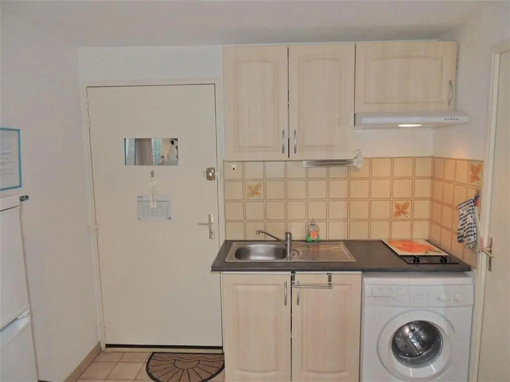 Appartement Balaruc-les-Bains, 1 pièce, 2 personnes - FR-1-571-33
