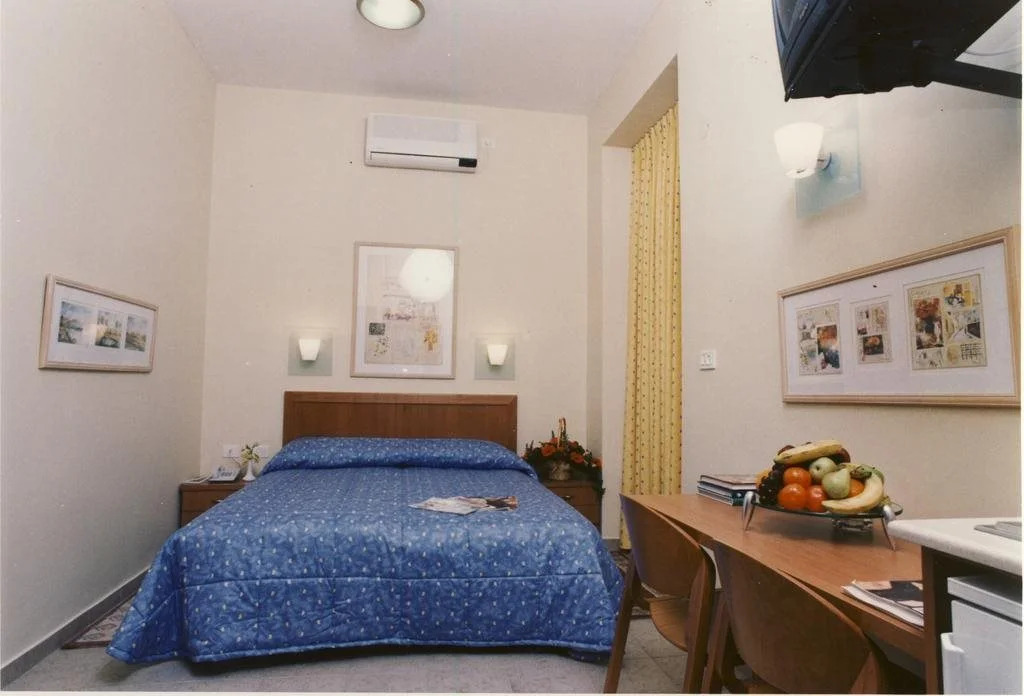 Alon Hotel