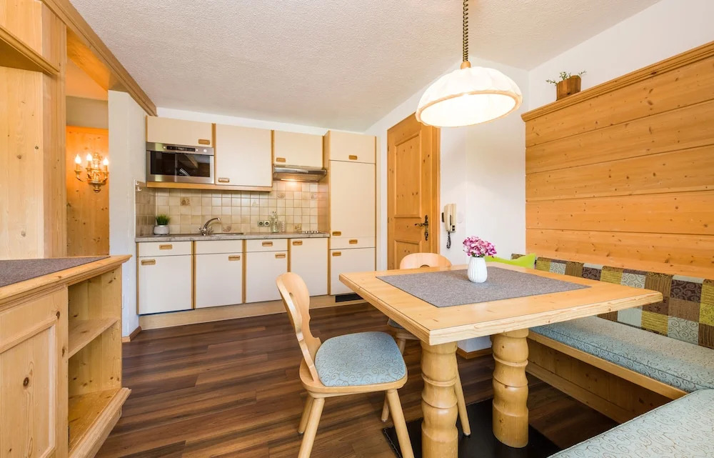 Apartments Tannheim - Ruhige Apartments mit Infrarotsauna & Sommerbergbahnen inklusive