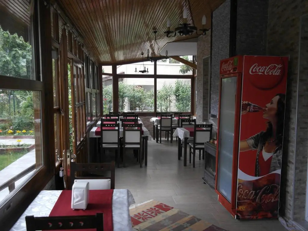 Armoni Motel
