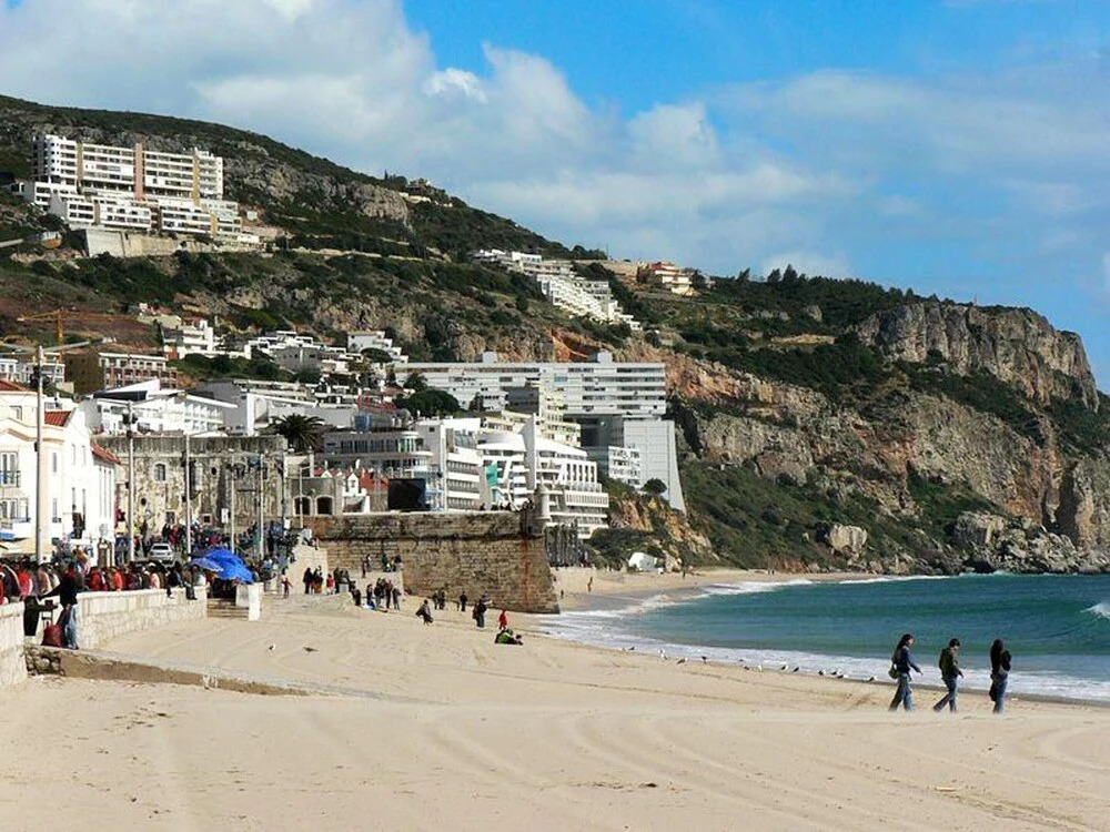 Apartment With 5 Bedrooms In Sesimbra, With Wonderful City View And Wifi