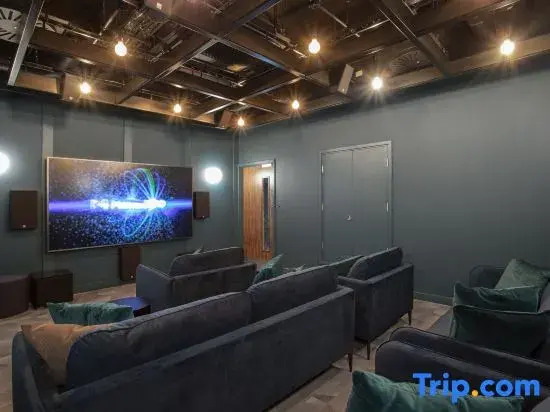 StayCozy Studio Apartments in Croydon