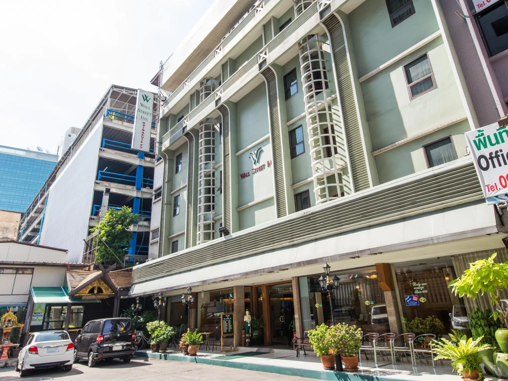 Wall Street Inn, Bangkok