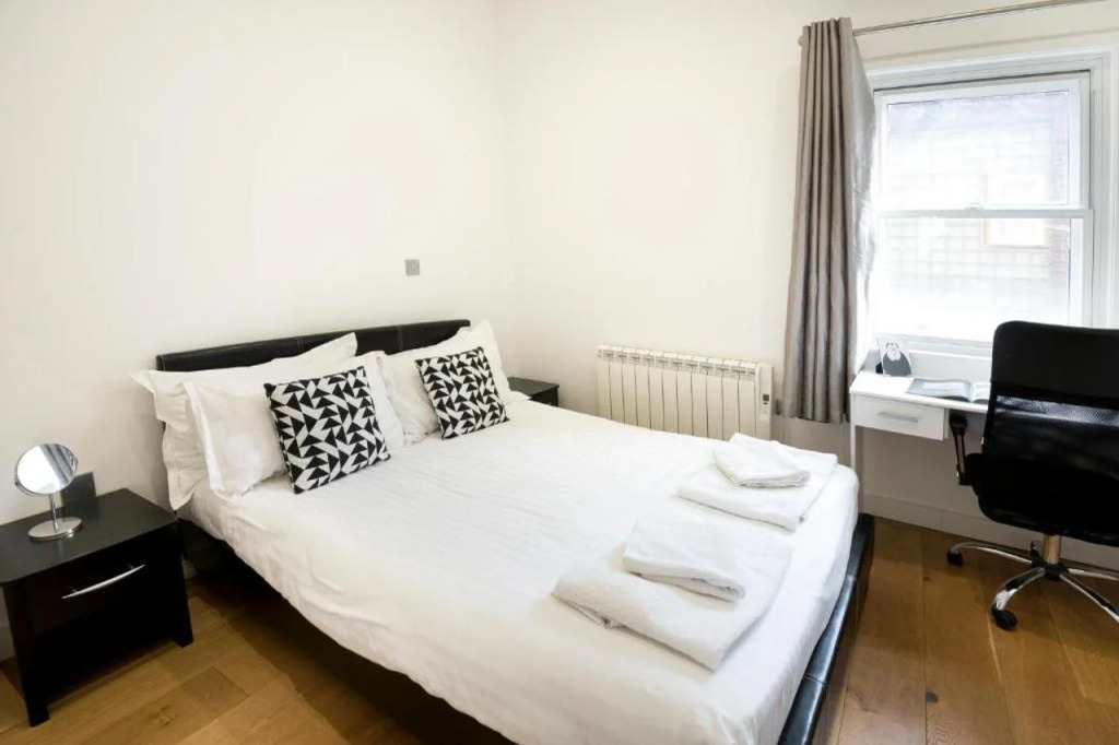 Barbican by Excel Apartments