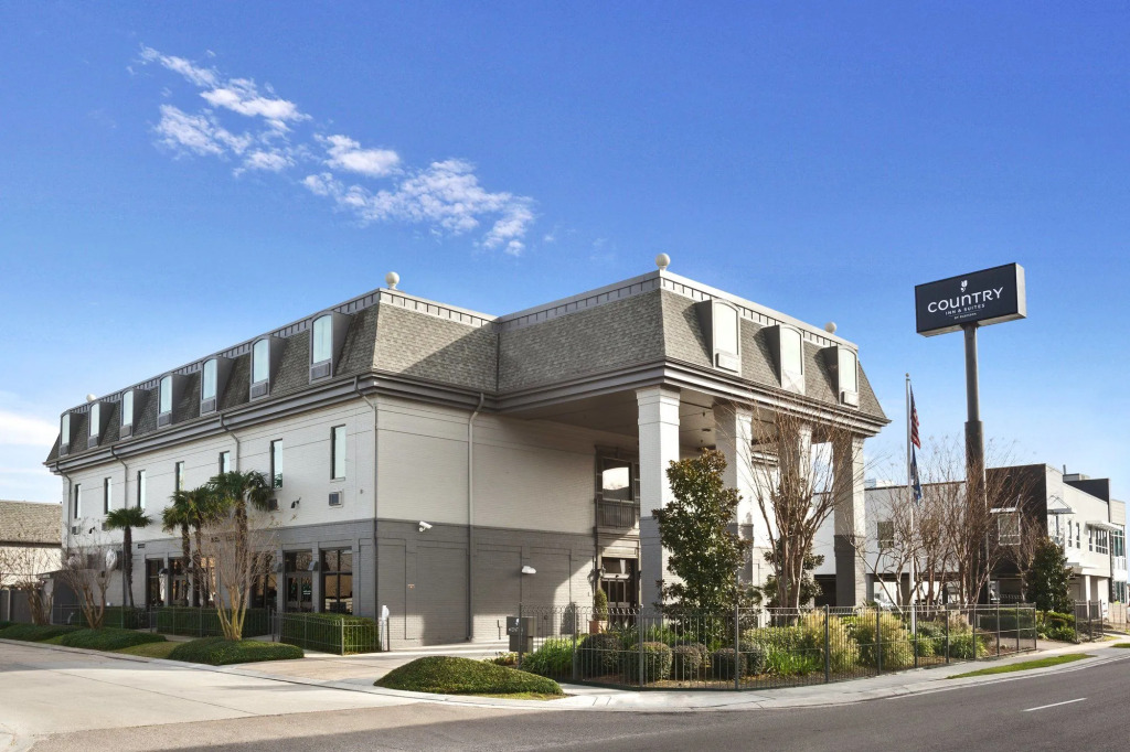 Country Inn & Suites by Radisson, Metairie New Orleans , LA