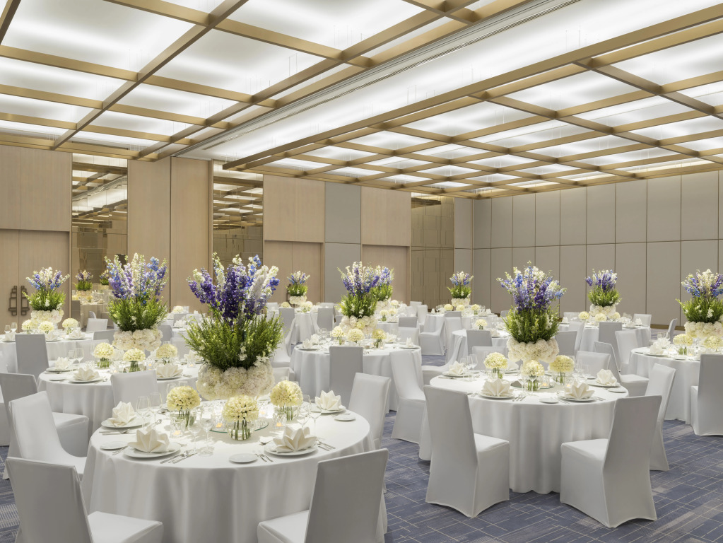 Four Seasons Hotel Bengaluru at Embassy ONE