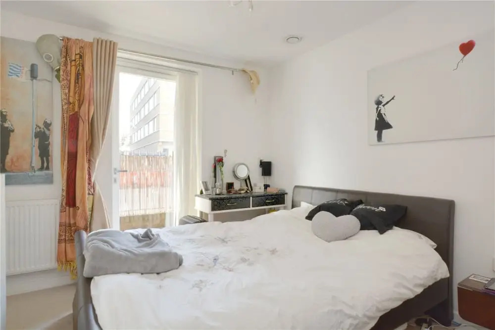 2 Bedroom Flat in Greenwich