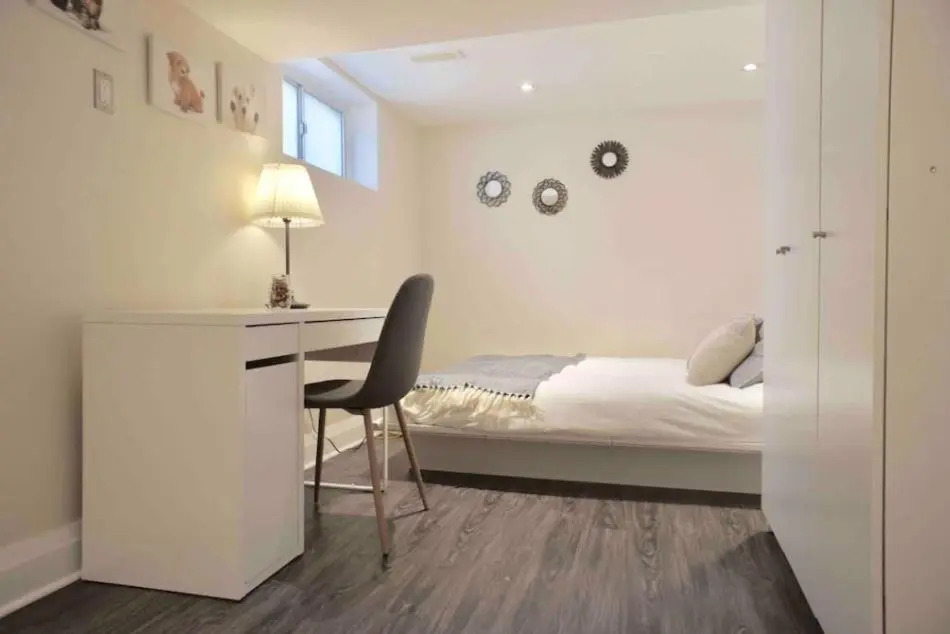 Boutique Apartment 2 Bedrooms / Separate Entrance