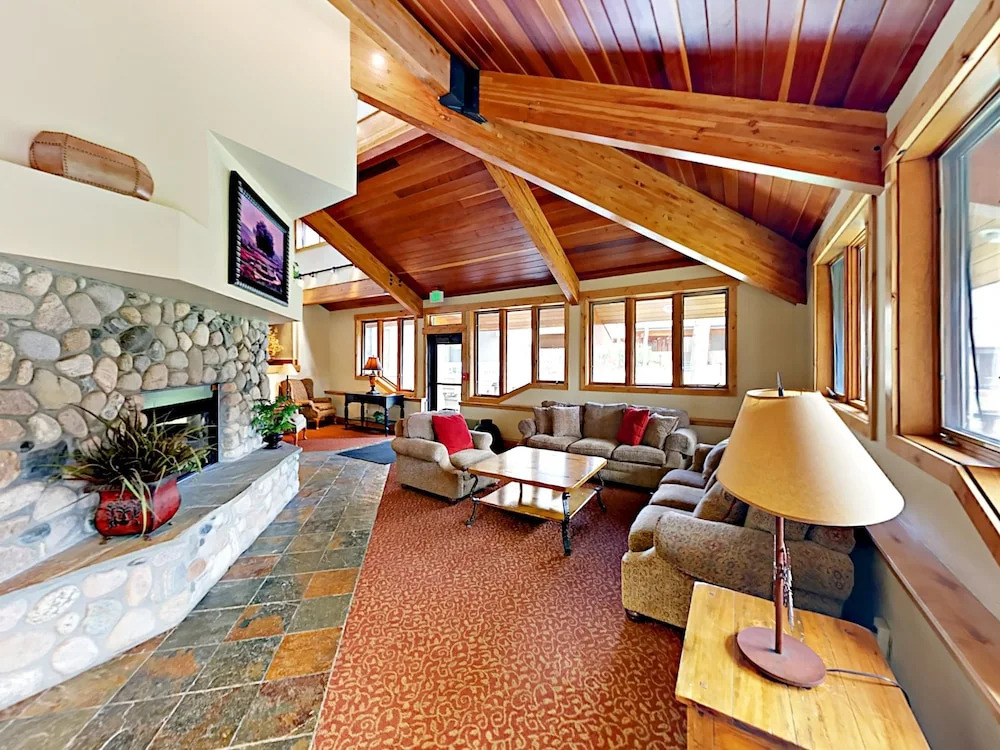 2800 Village Drive Condo Unit 1101 3 Bedrooms 3 Bathrooms Condo