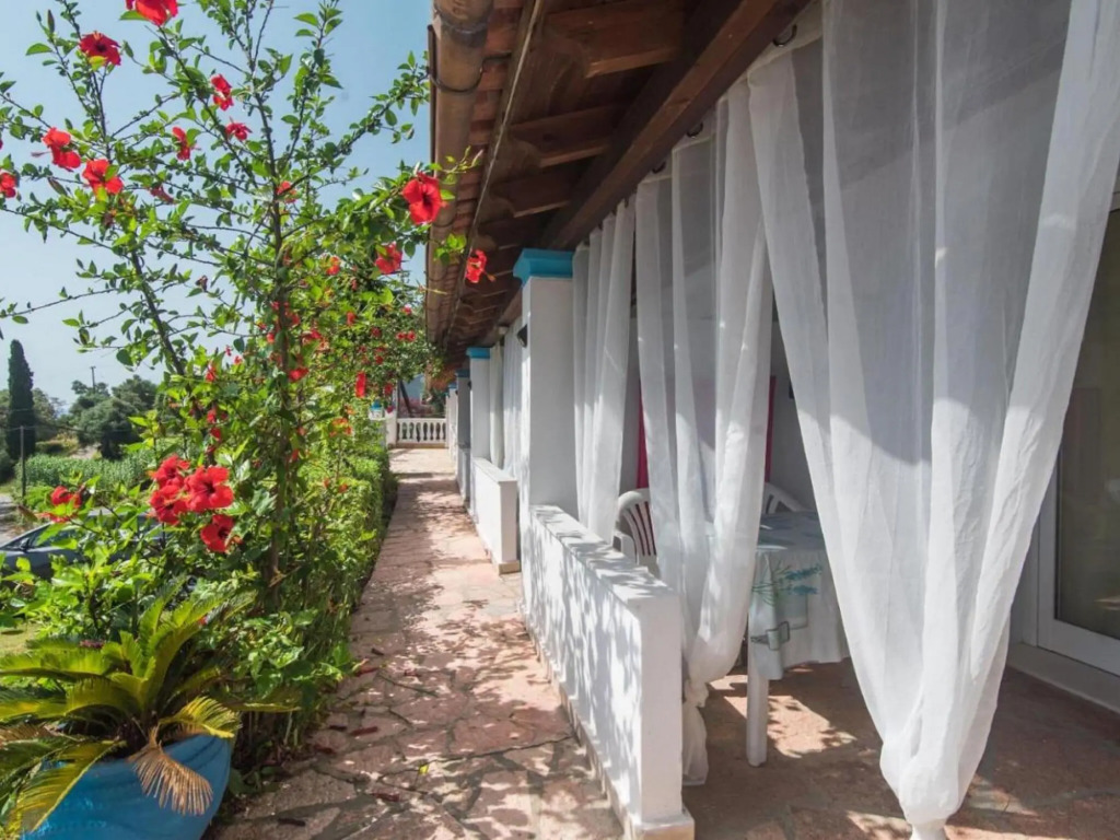 Sea-view Apartment in Benitses with Terrace or Balcony