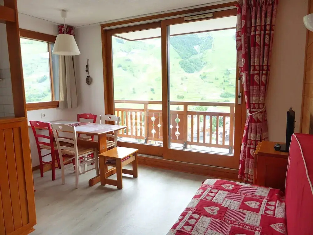 Alpine Escape With Terrace