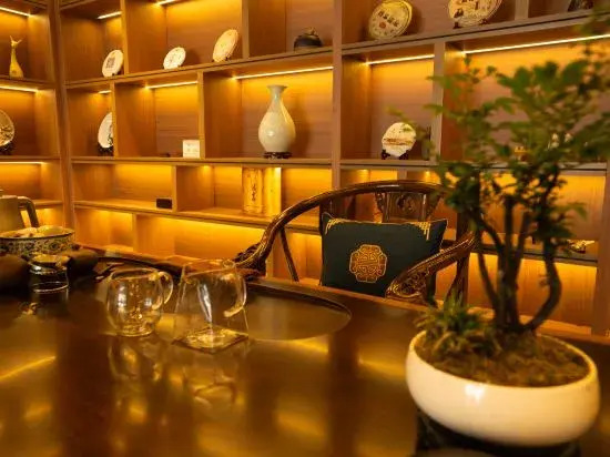 Lanxi Garden 360 ° Terrace Snow Mountain View Light Luxury Intelligent Villa