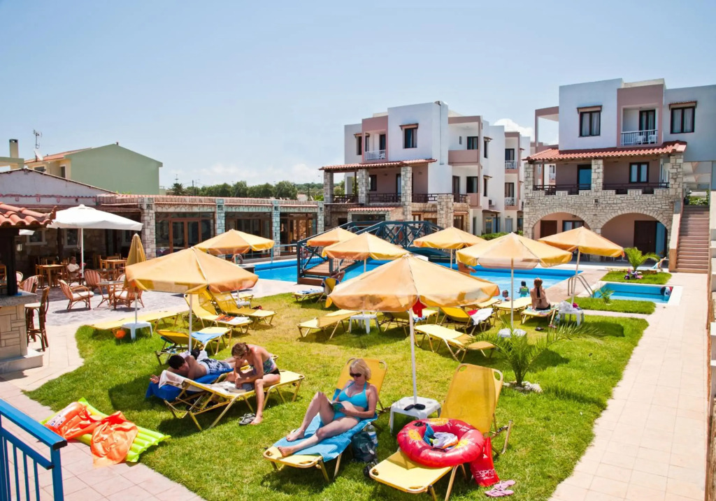 Ekavi Hotel
