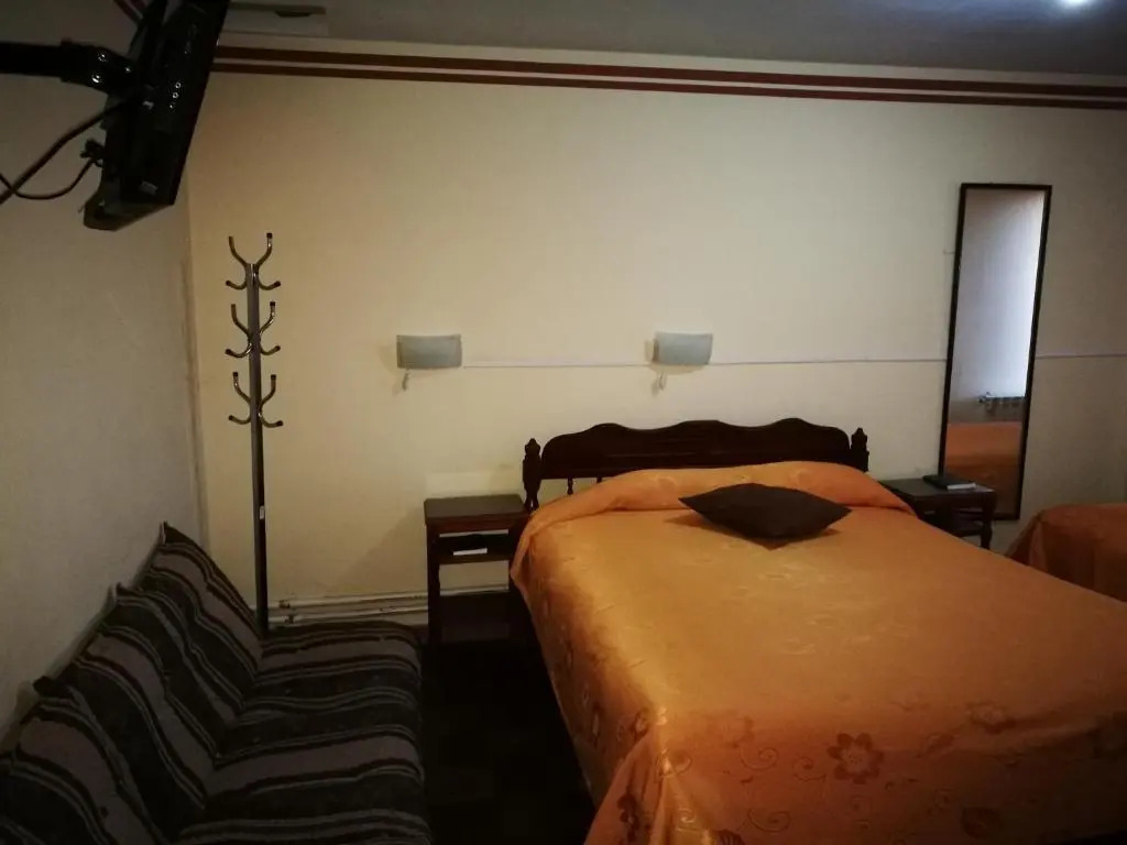 Julia Plaza Hotel