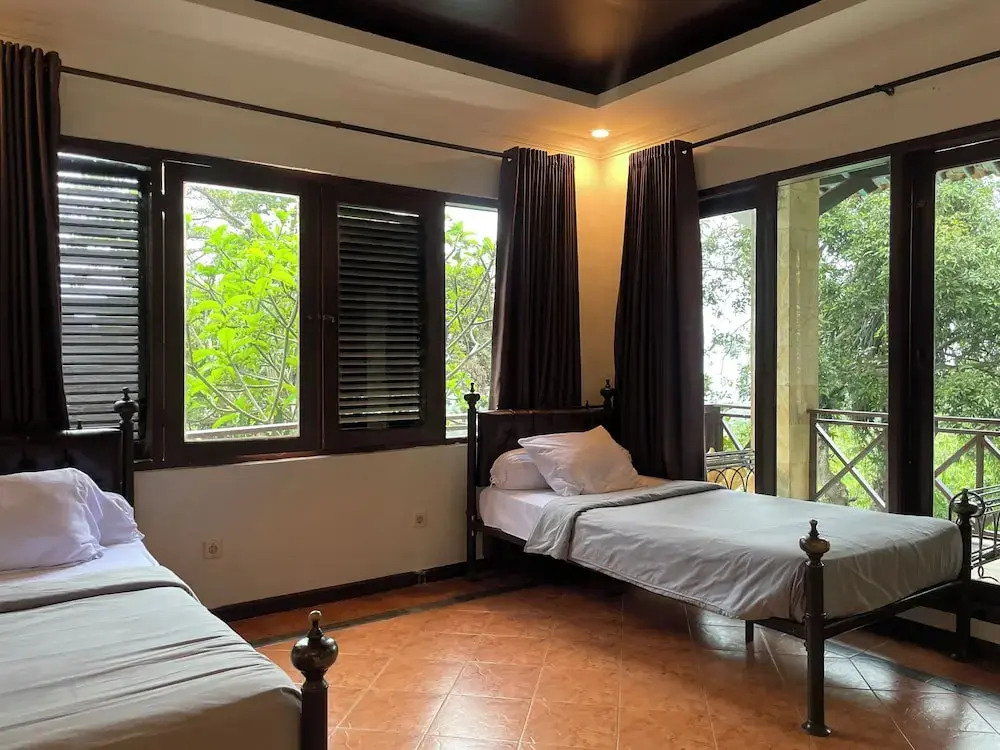 Covehill Green Resort