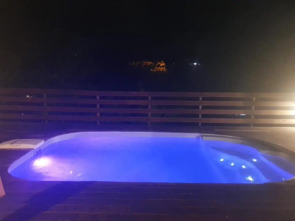 Villa Mascotte proche Bas du Fort avec piscine