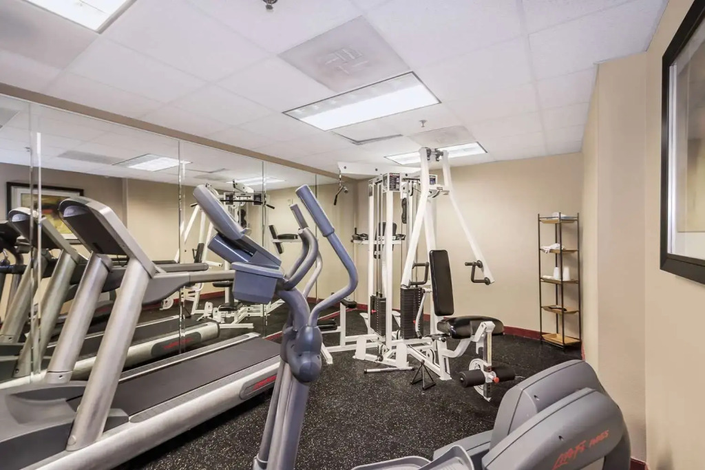 Comfort Inn and Suites Maingate South Davenport