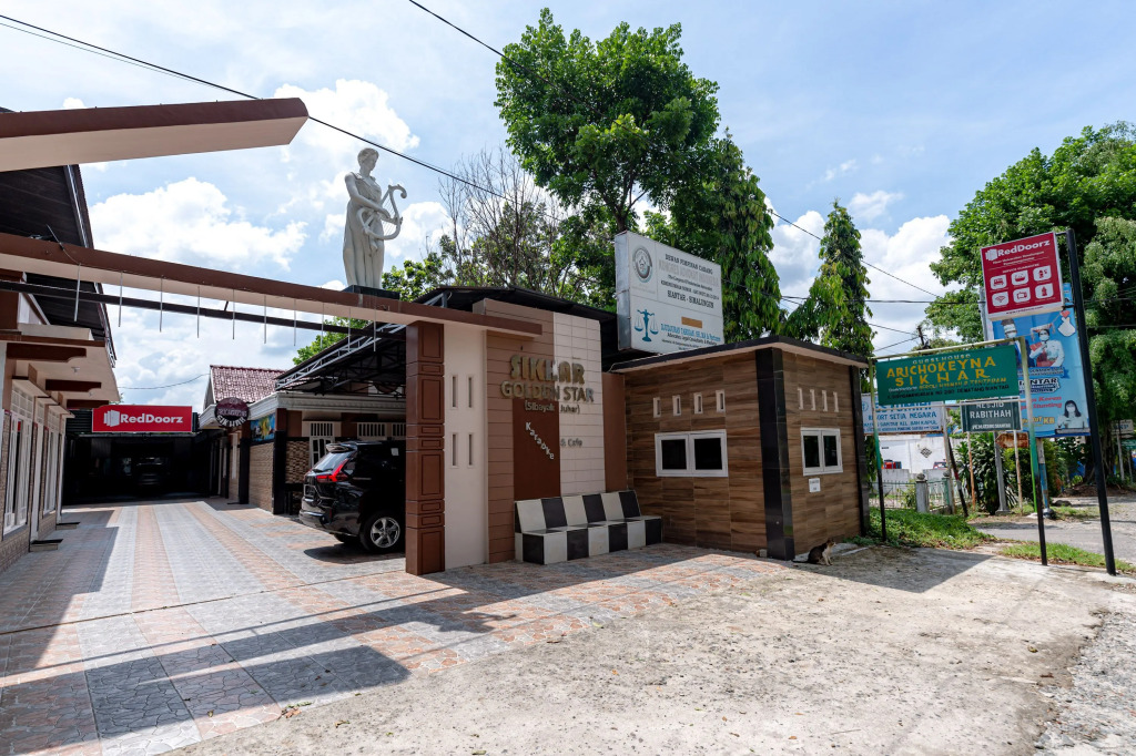 RedDoorz near Universitas Simalungun Pematangsiantar
