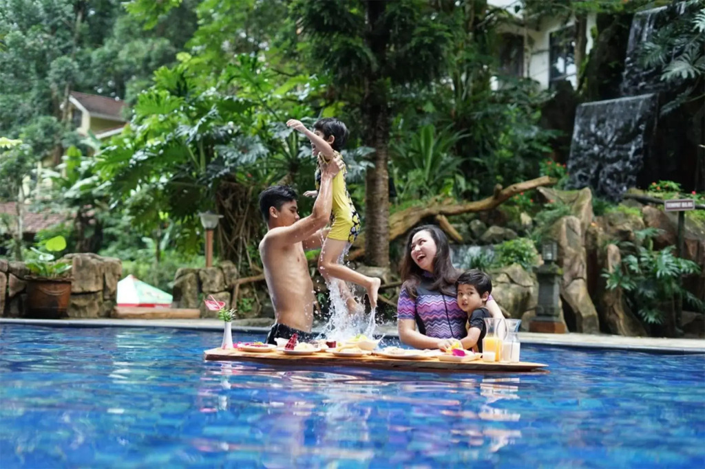 Safari Resort