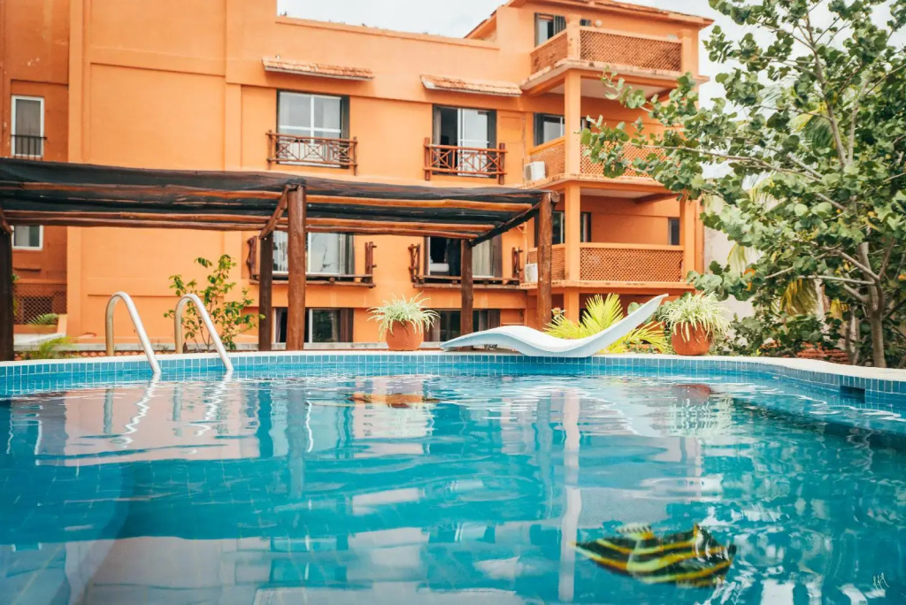 Hotel Vista del Mar with Beach Club access included