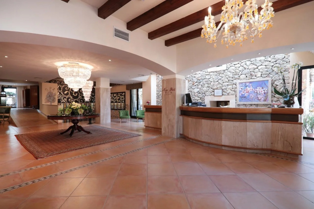 Mon Port Hotel & Spa