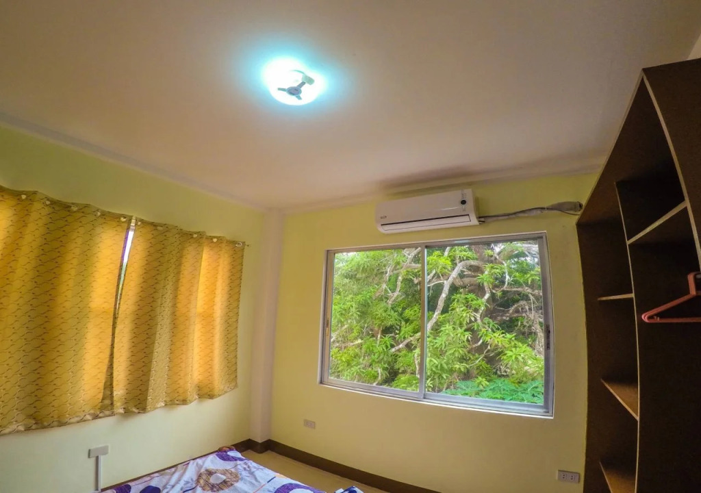 Mango House Apartments
