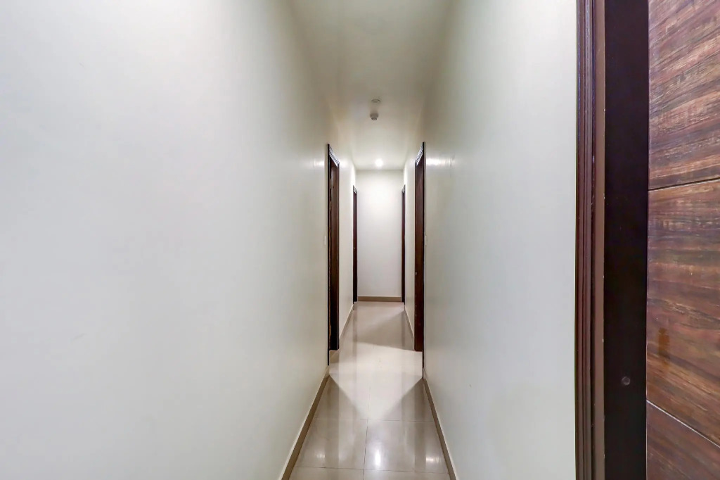 OYO Flagship 74216 Hotel Oracle Inn