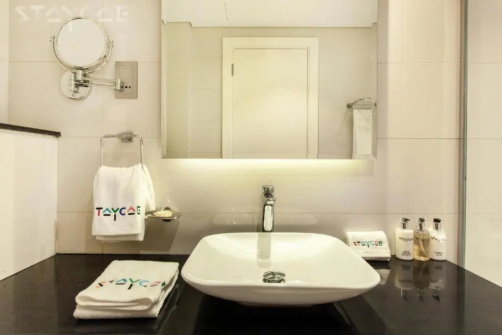 Staycae Holiday Homes - Majestine