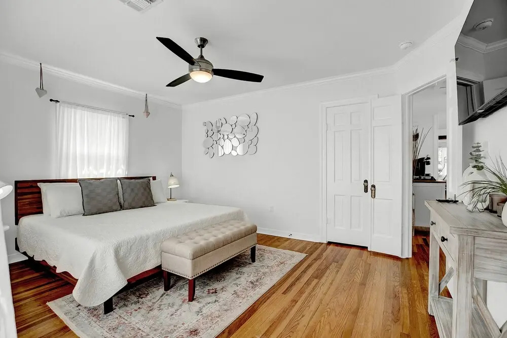 Stunning Luxury Rental Near Main W/hot-tub&firepit