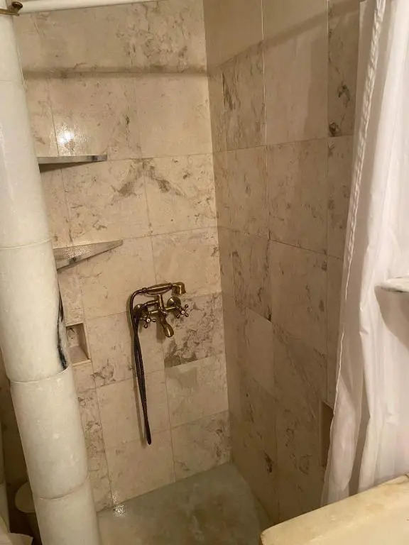 Guesthouse Kamara III