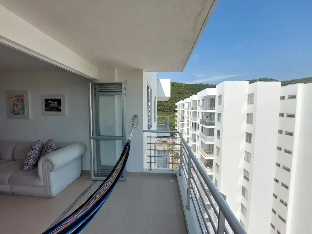 Apartamento Aqualina Orange Decimo Piso 2 Habitaciones Vista a Montañas