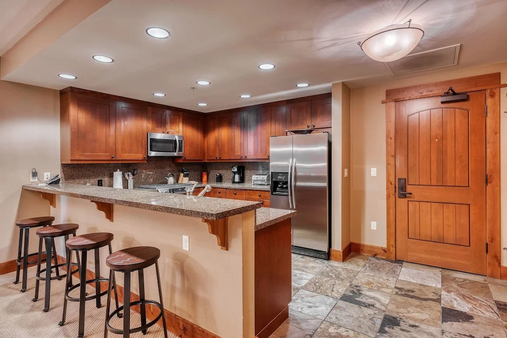 New Listing! Amenity-rich In Northstar Village 2 Bedroom Condo