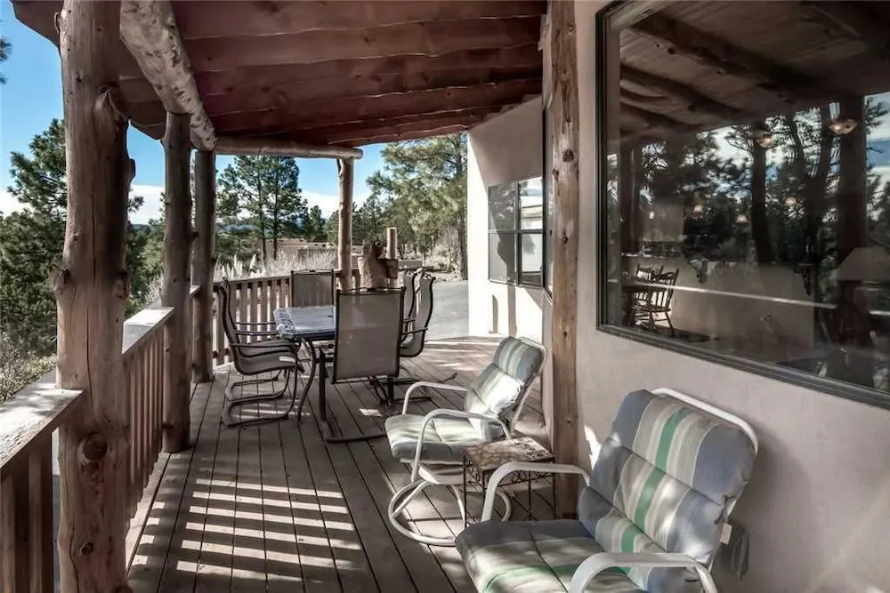 White Mountain Paradise - Four Bedroom Cabin