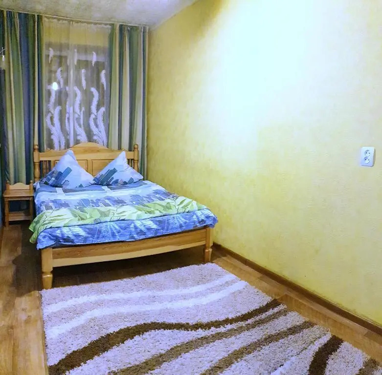 Apartment naprotiv Dvortsa Sporta na Nazarbaeva 1