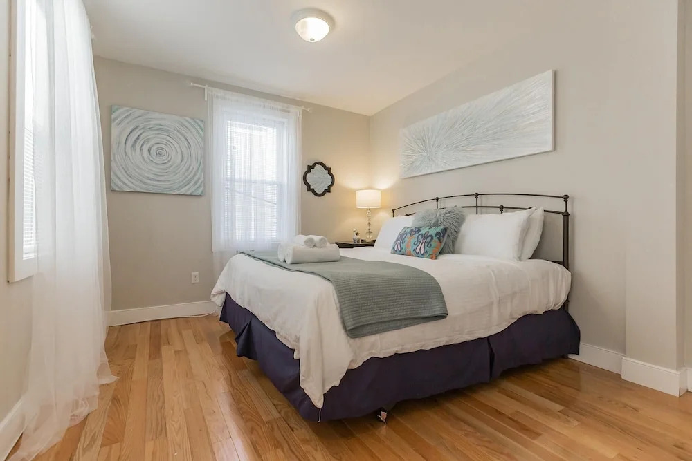 523 S 18th