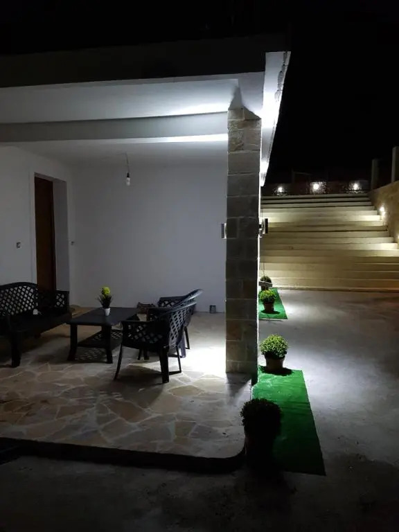 Apartment Tomanovic